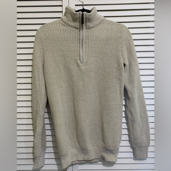 Men’s Izod Half-zip Sweater - Picture 2 of 6